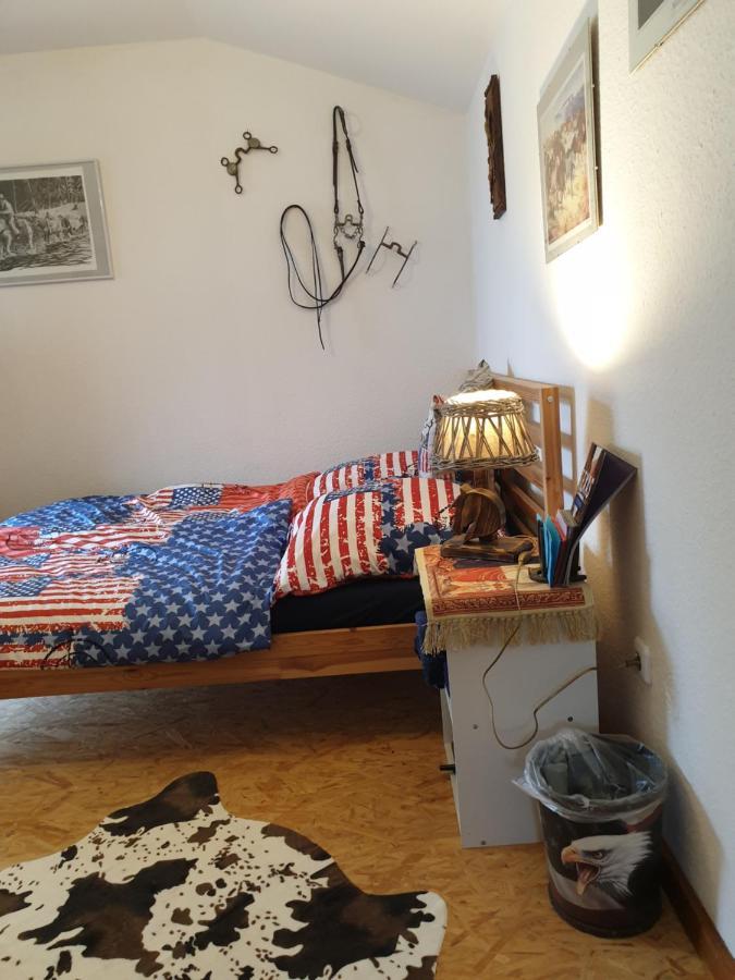 Chrom Ranch Reiterhof Bed & Breakfast Memmingen Eksteriør bilde