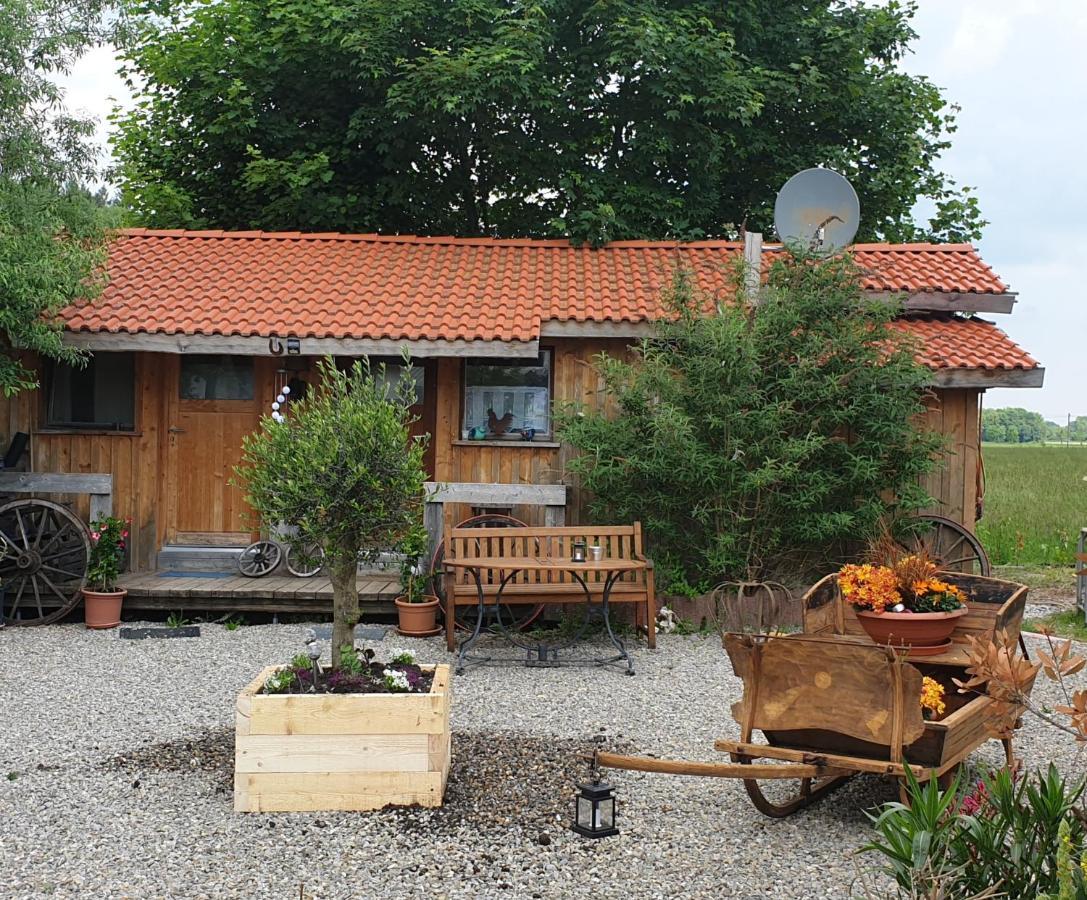 Chrom Ranch Reiterhof Bed & Breakfast Memmingen Eksteriør bilde